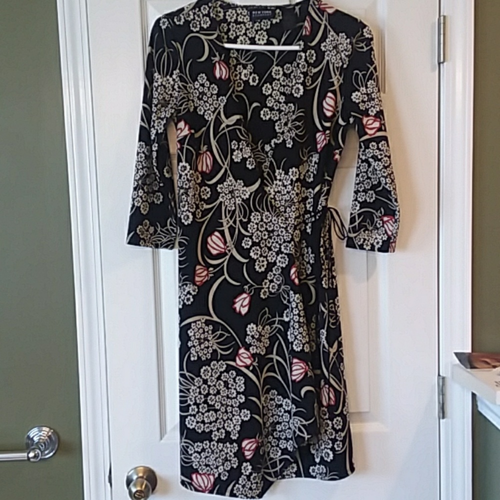Wrap dress, sz small, NY&CO